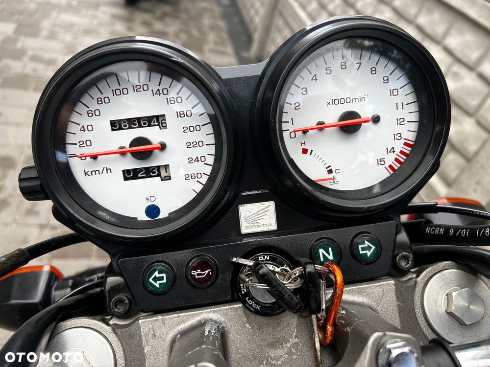 Honda CB - 10