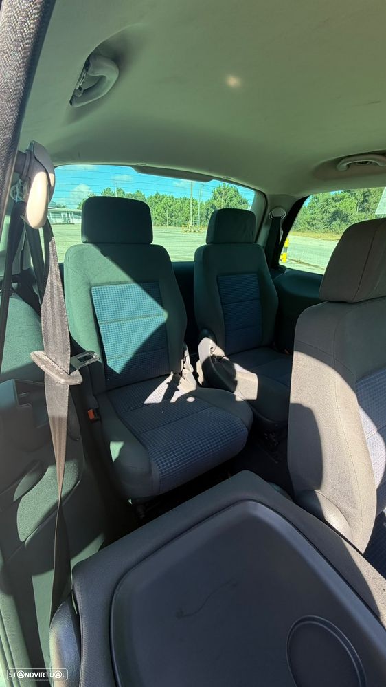 VW Sharan 1.9 TDi Highline 7L - 7