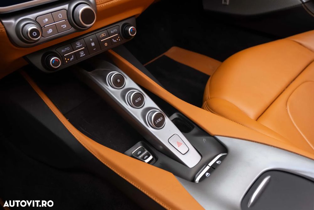 Ferrari Portofino - 26