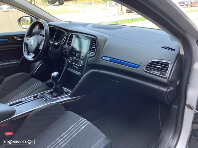 Renault Mégane Sport Tourer 1.5 Blue dCi GT Line - 35