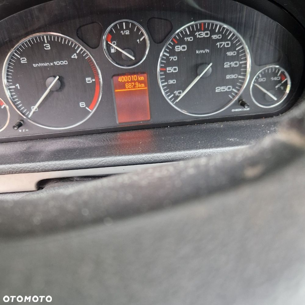 Peugeot 407 2.0 HDI Intense - 4