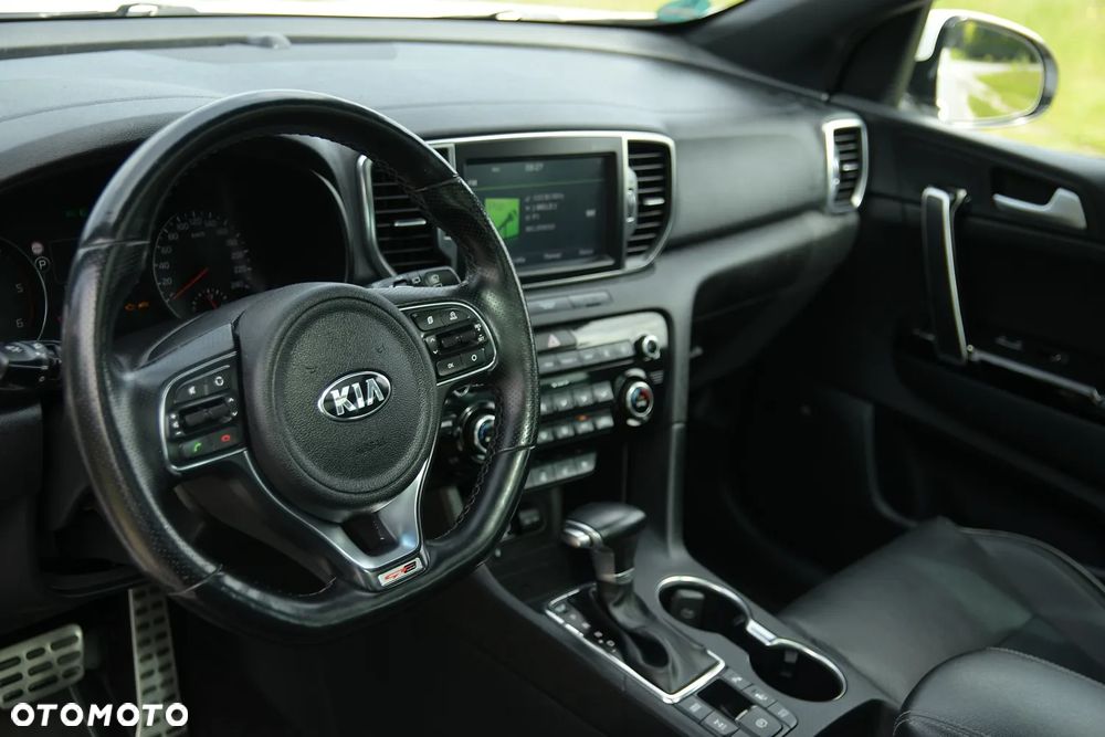 Kia Sportage 2,0 CRDI AWD GT Line - 25
