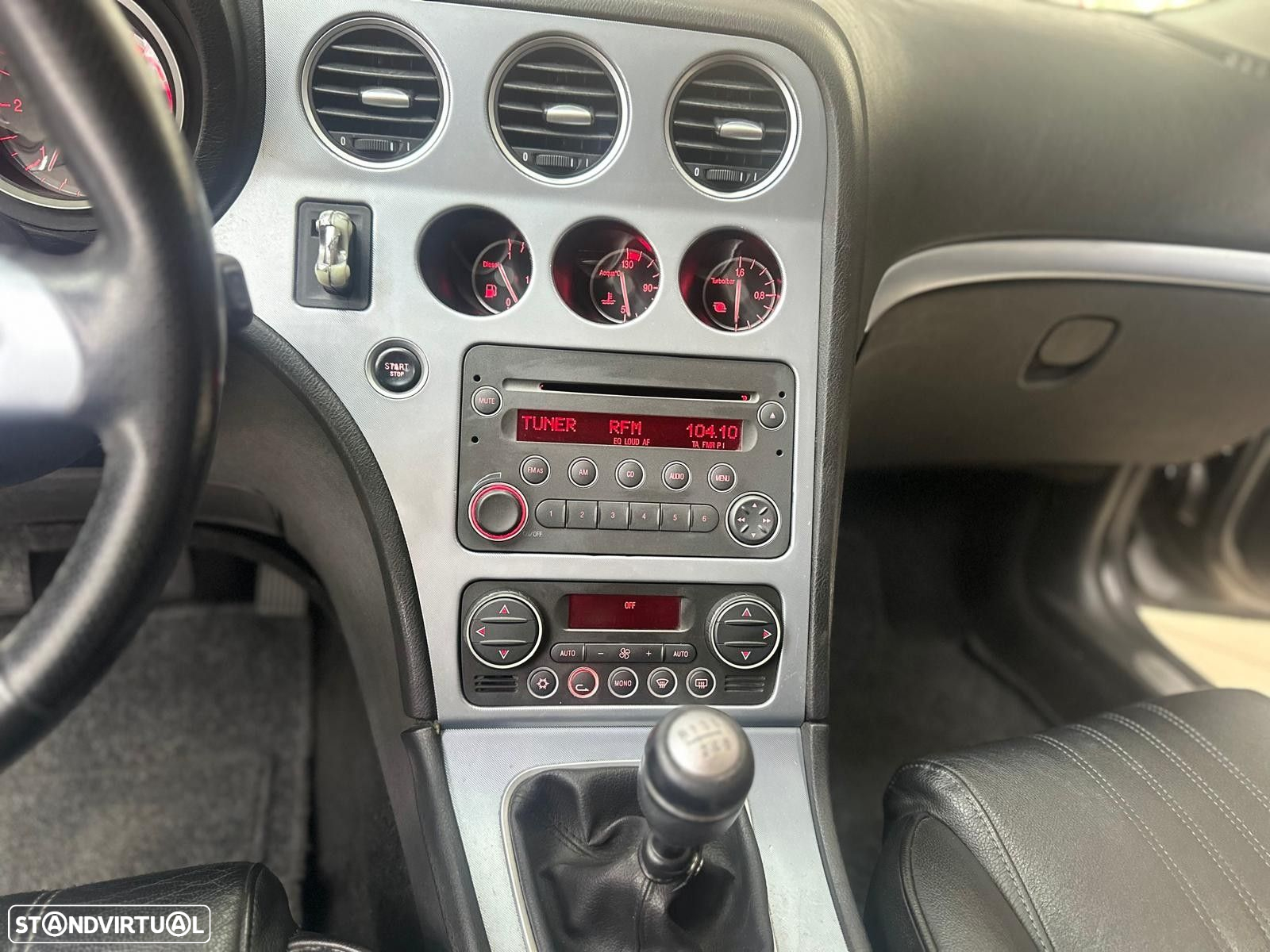 Alfa Romeo 159 Sportwagon 1.9 JTDm 16V Sportiva - 26