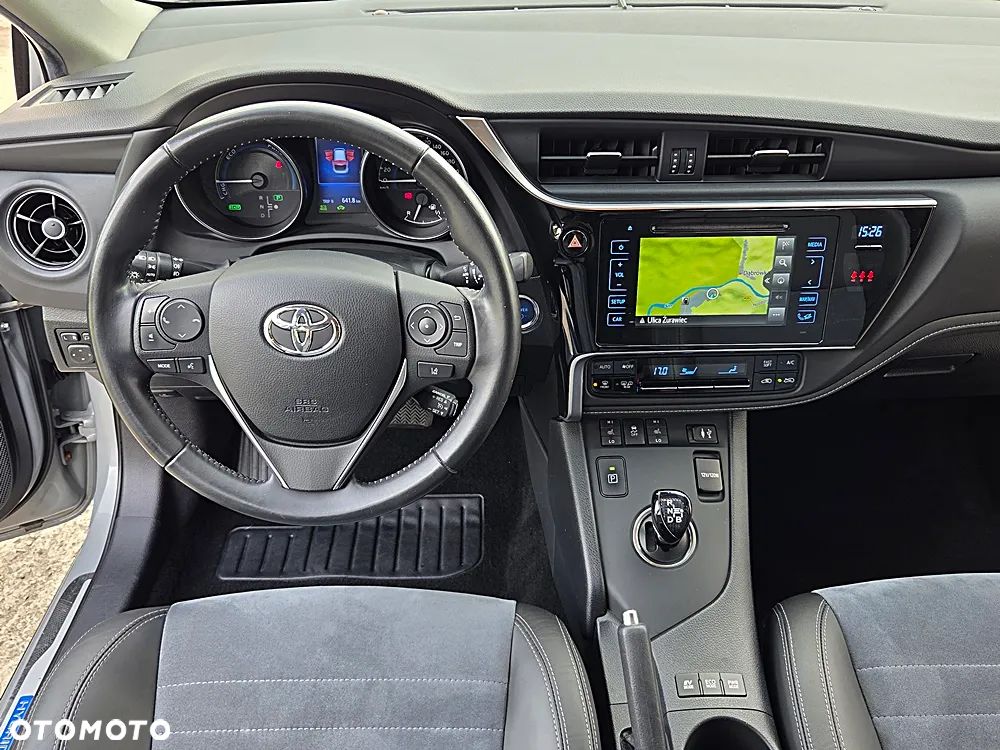 Toyota Auris - 28