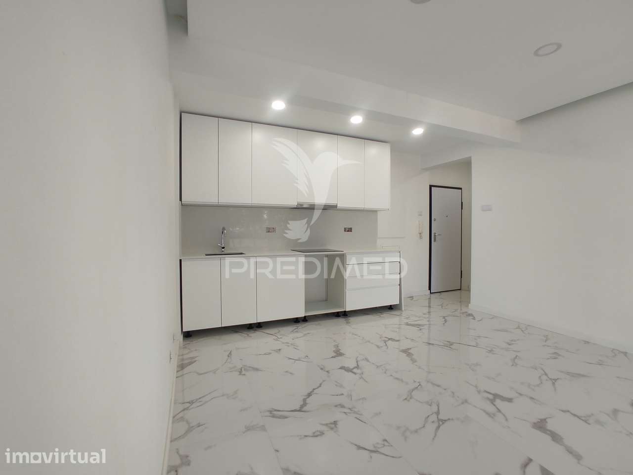 Apartamento T1 na Reboleira totalmente Remodelado - Grande imagem: 2/15