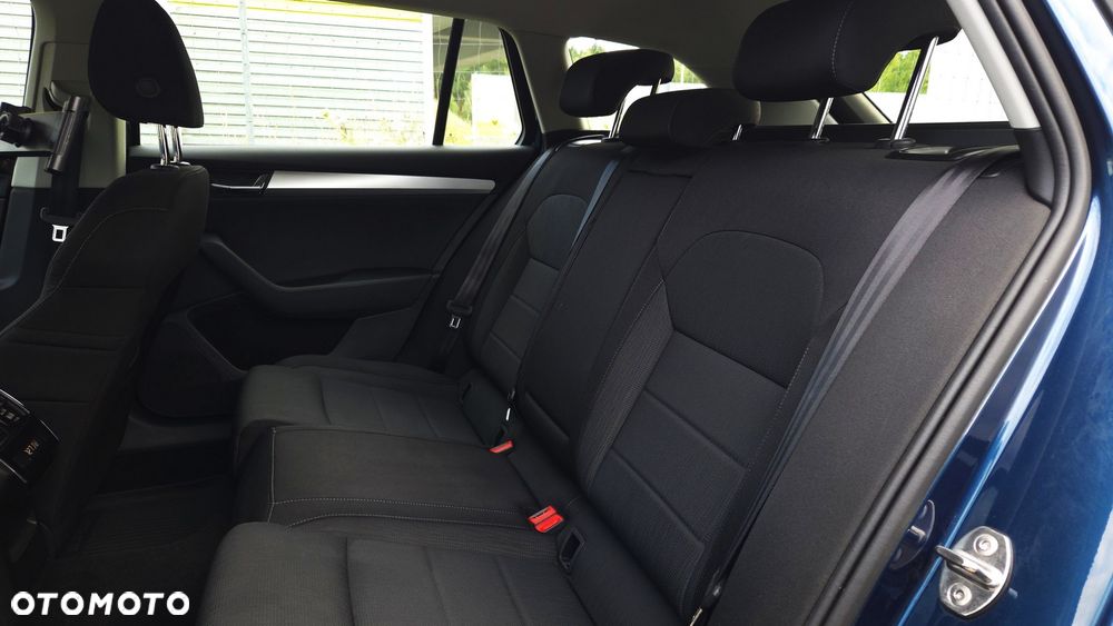 Skoda Superb 2.0 TDI Ambition - 13