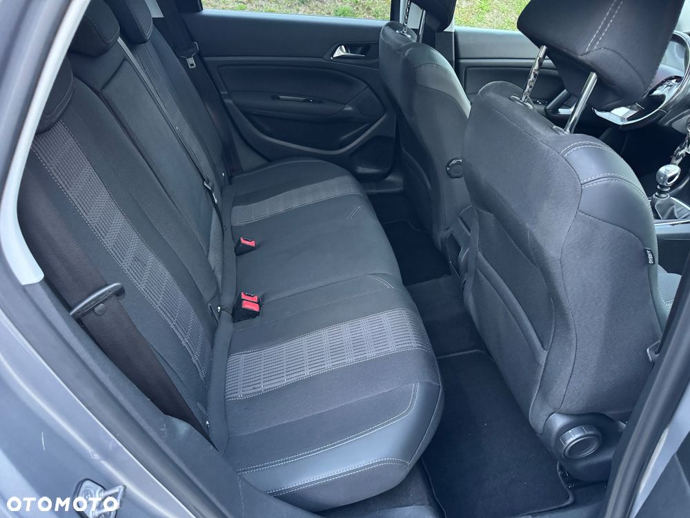 Peugeot 308 - 15
