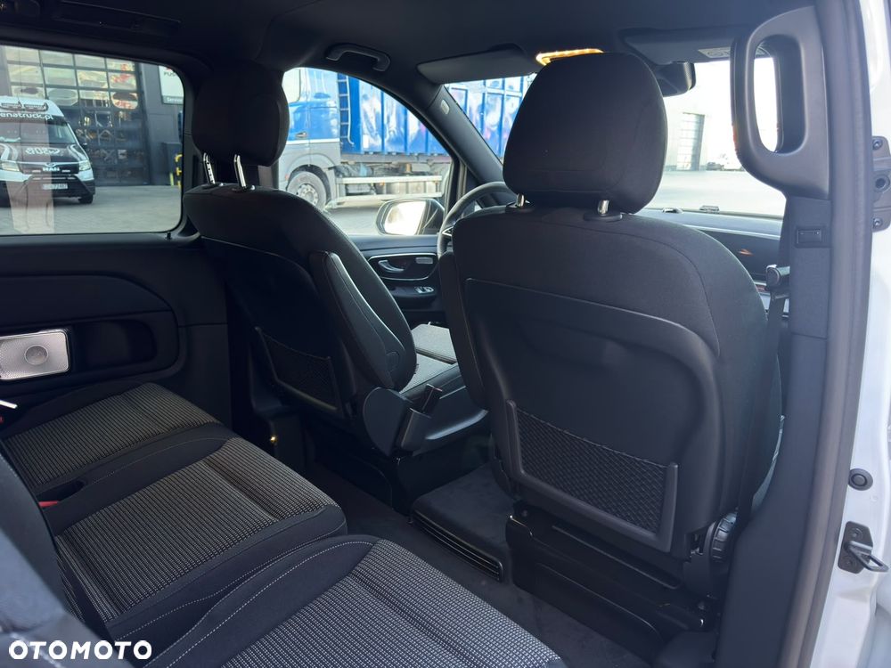 Mercedes-Benz Klasa V 250 d 9G-Tronic Style (długi) - 28