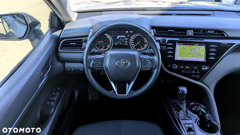 Toyota Camry 2.5 Hybrid Comfort CVT - 14