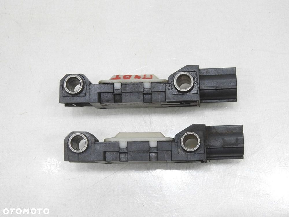 SENSOR UDERZENIOWY AUDI A4 B7 - 3