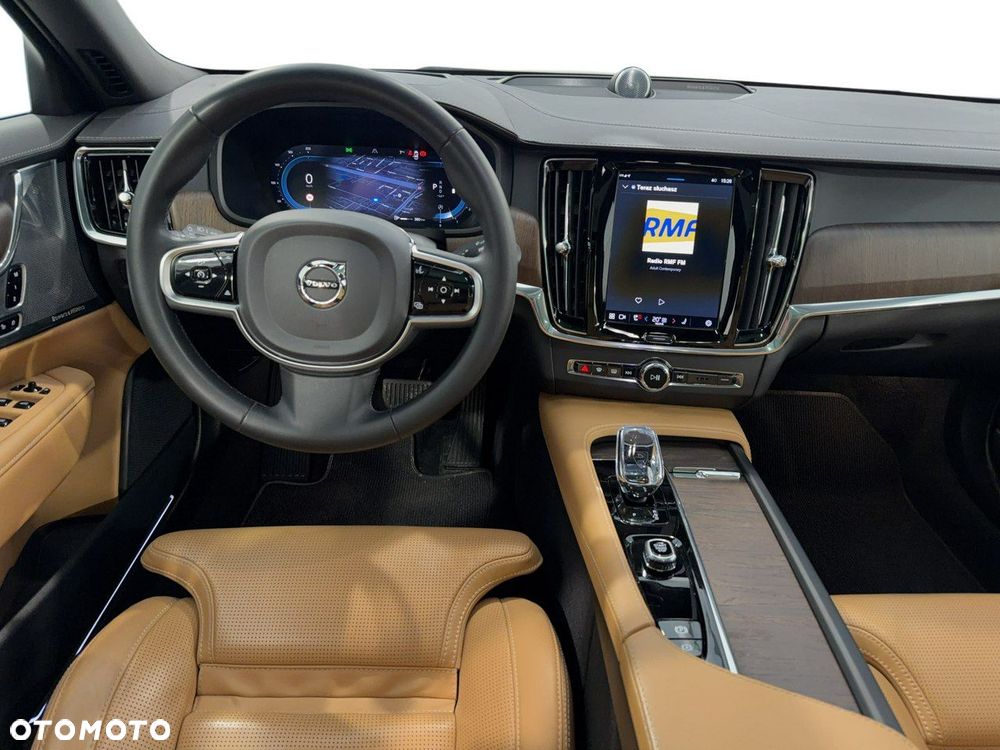 Volvo V90 Cross Country - 9