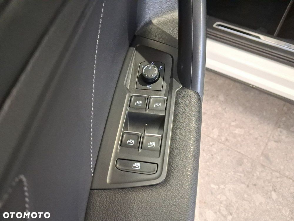 Volkswagen Tiguan Allspace - 32