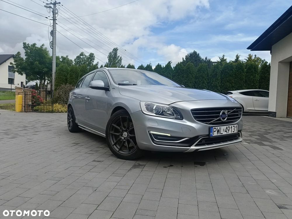 Volvo V60 D6 AWD Plug-in Hybrid Summum - 17