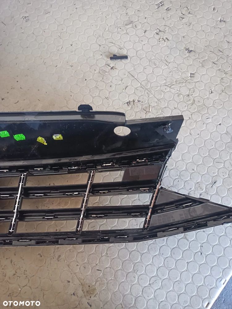 3G0853651CD grill atrapa rline LIFT VW Passat B8 czesci - 2