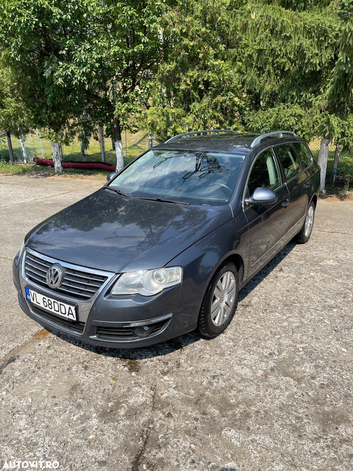 Volkswagen Passat Variant 2.0 TDI DPF DSG Highline - 2