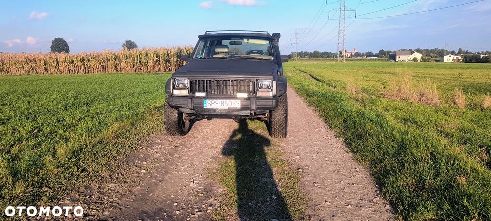 Jeep Cherokee - 6
