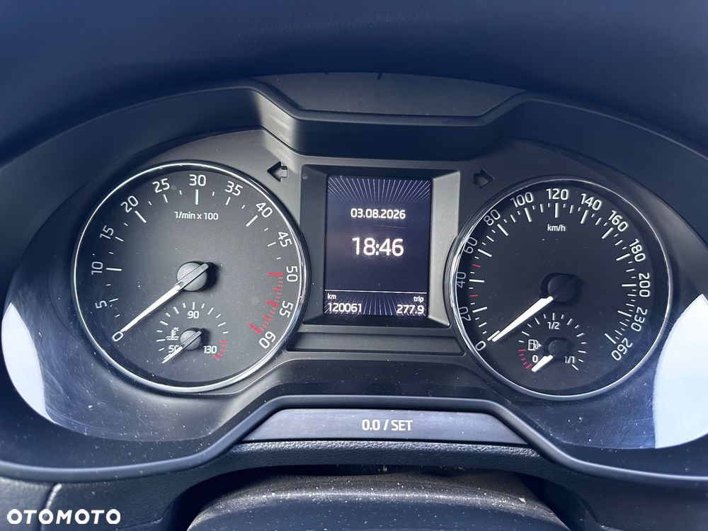 Skoda Octavia 2.0 TDI Premium Edition - 20