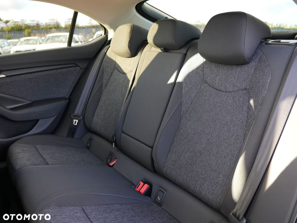 Skoda Superb 1.5 TSI mHEV Essence DSG - 36