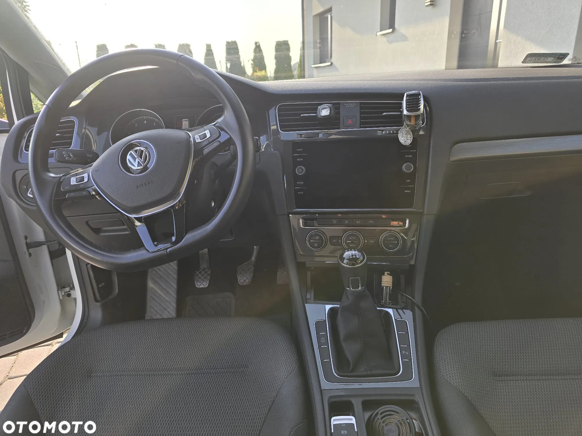 Volkswagen Golf VII 1.5 TSI BMT Evo Comfortline - 5