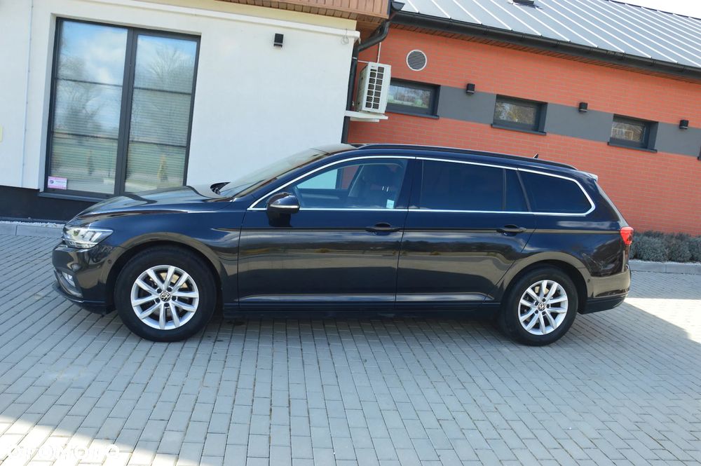 Volkswagen Passat - 3