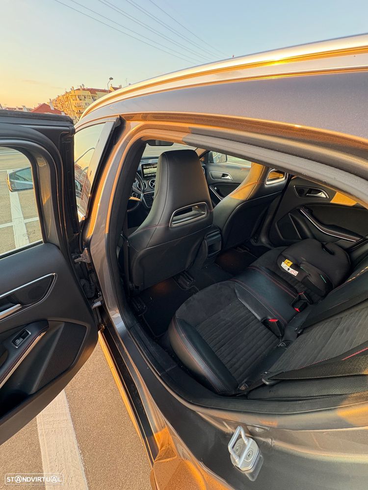 Mercedes-Benz GLA 200 CDI AMG Line - 10
