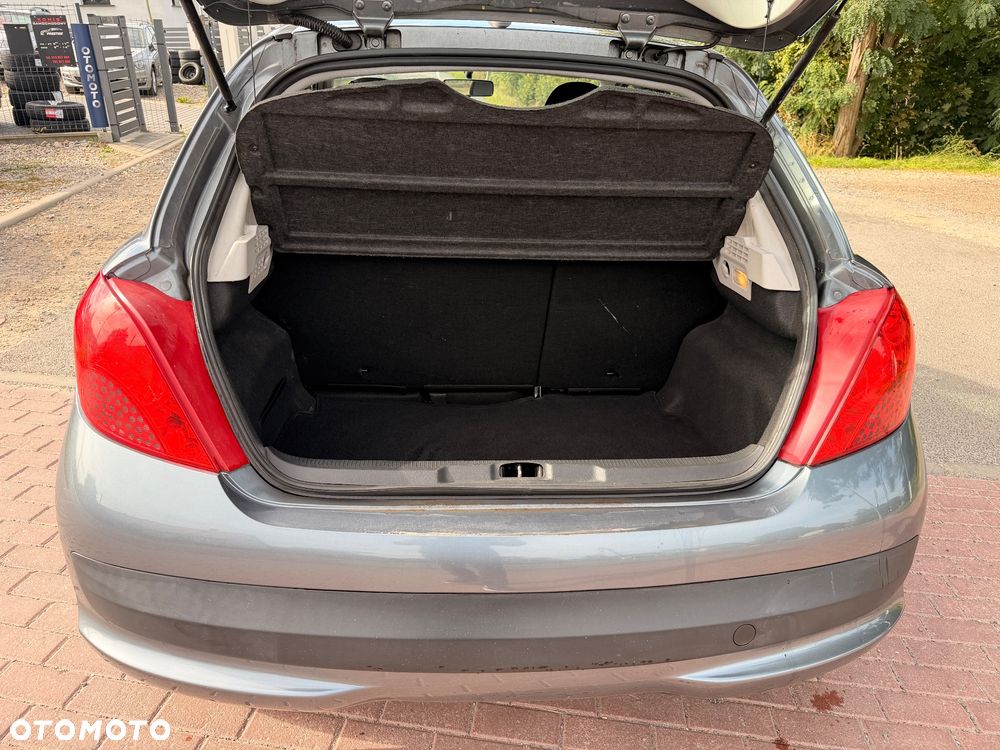 Peugeot 207 1.4 Active - 11