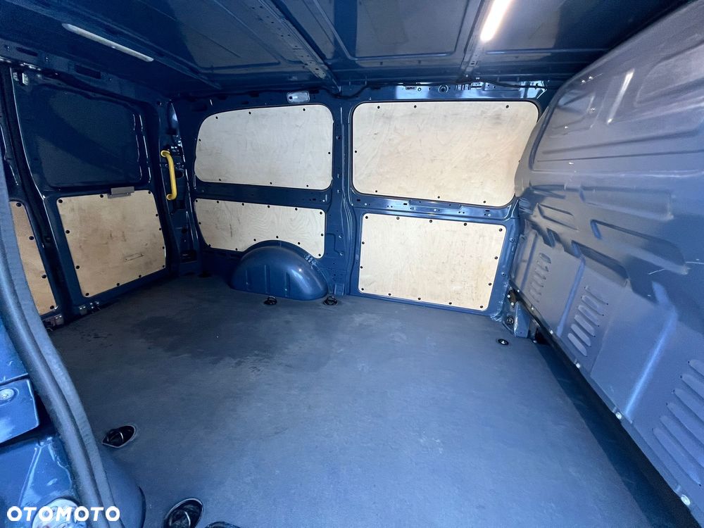 Mercedes-Benz Vito - 14