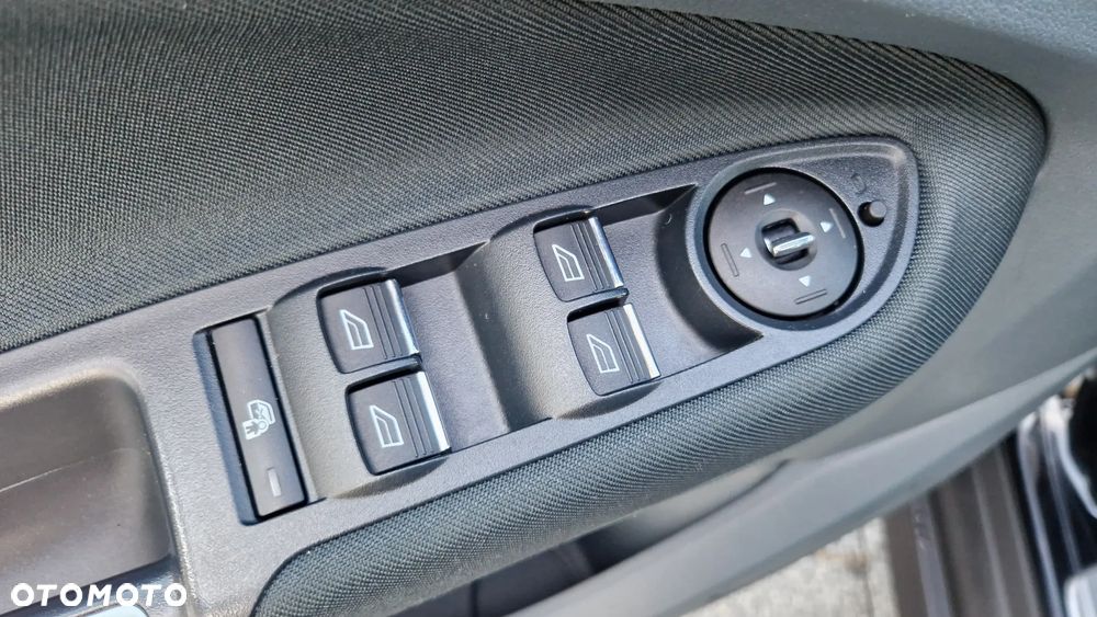 Ford Grand C-MAX 1.6 EcoBoost Titanium - 28