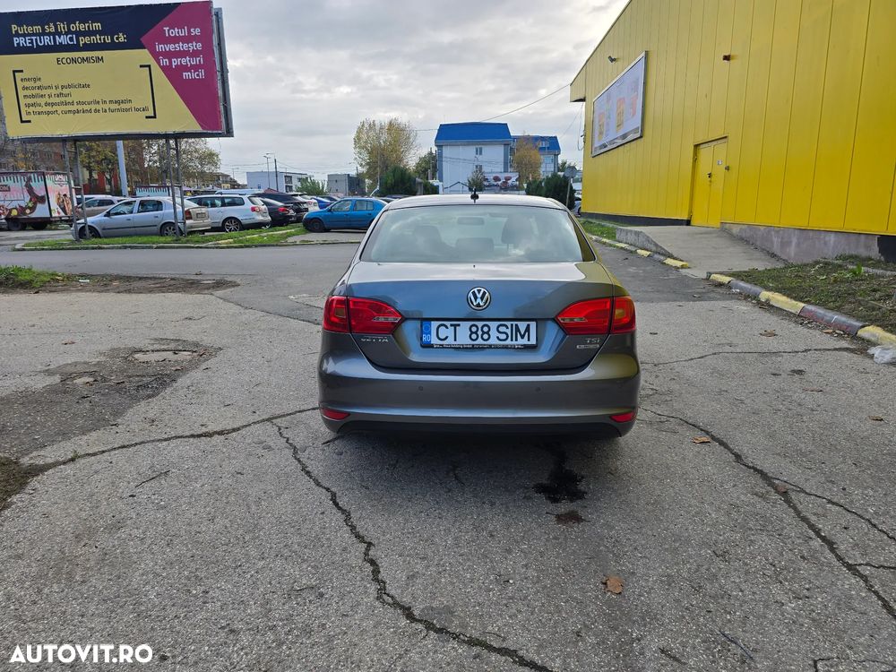 Volkswagen Jetta 1.2 TSI Comfortline - 5