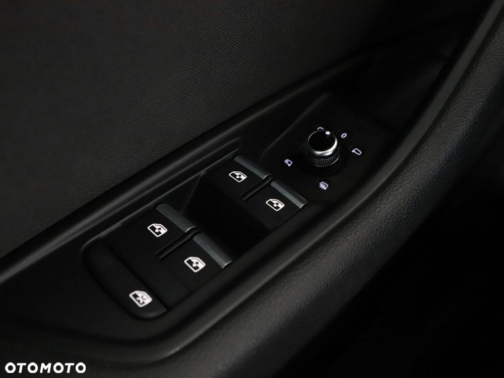 Audi A4 Avant 35 TFSI - 36