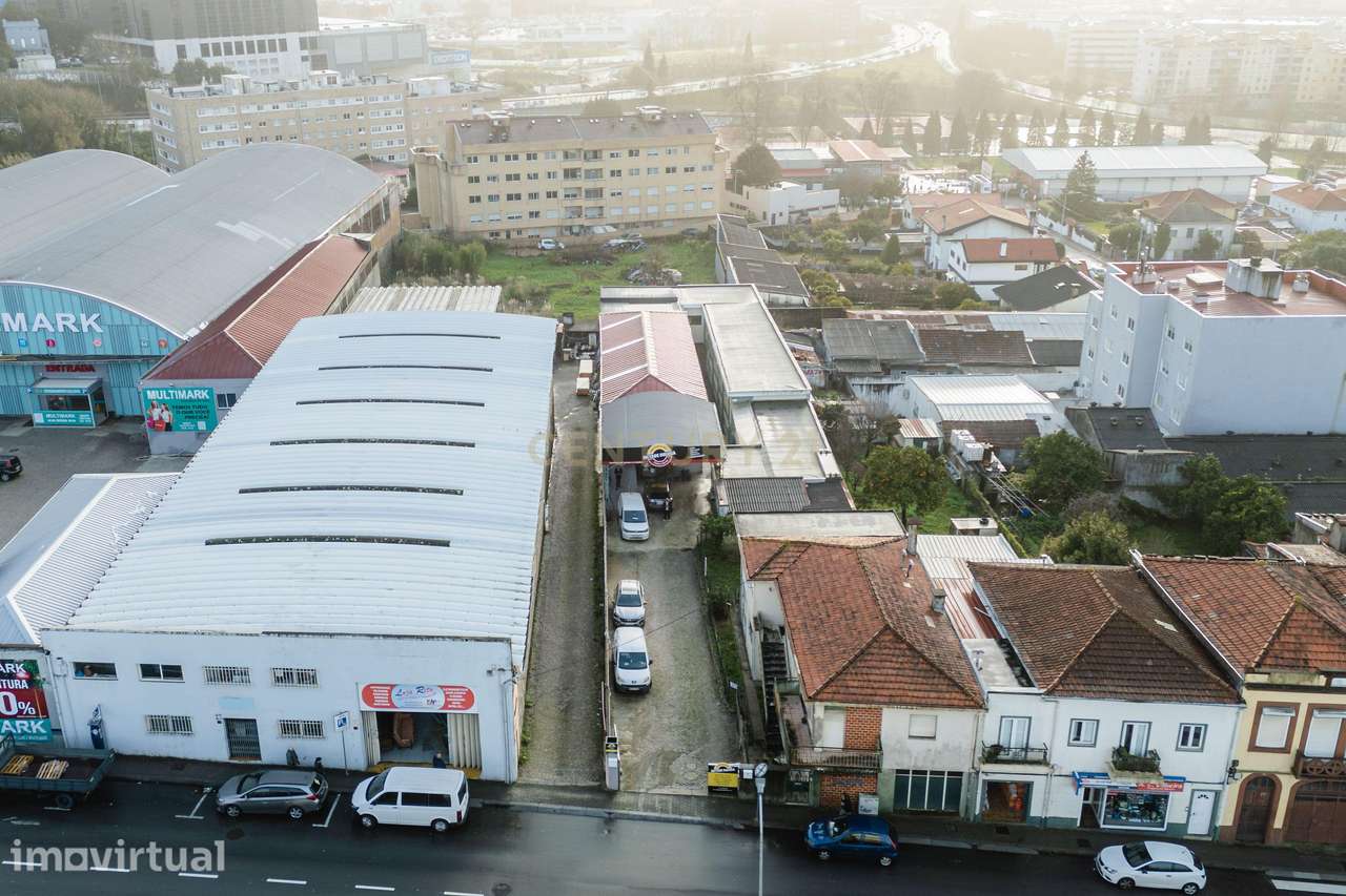 Armazém Comercial à Venda nas Devesas – Centro de Vila Nova de Gaia - Grande imagem: 3/54