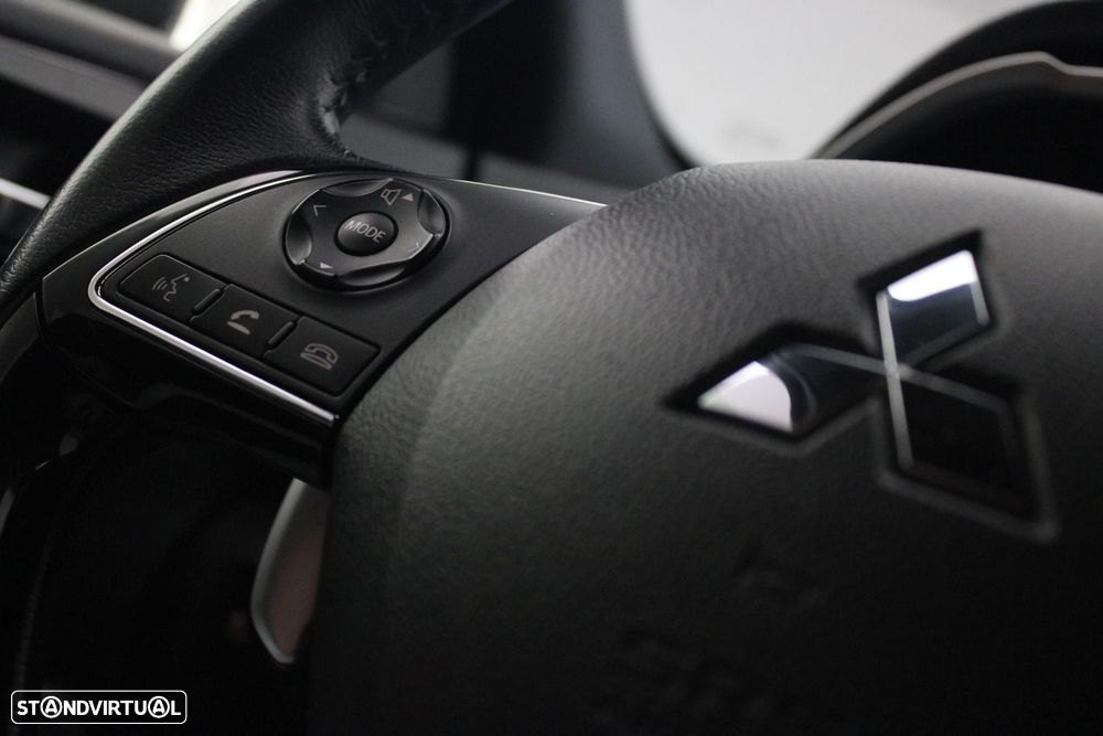 Mitsubishi Eclipse 2.4 PHEV eStyle — fotografia 10