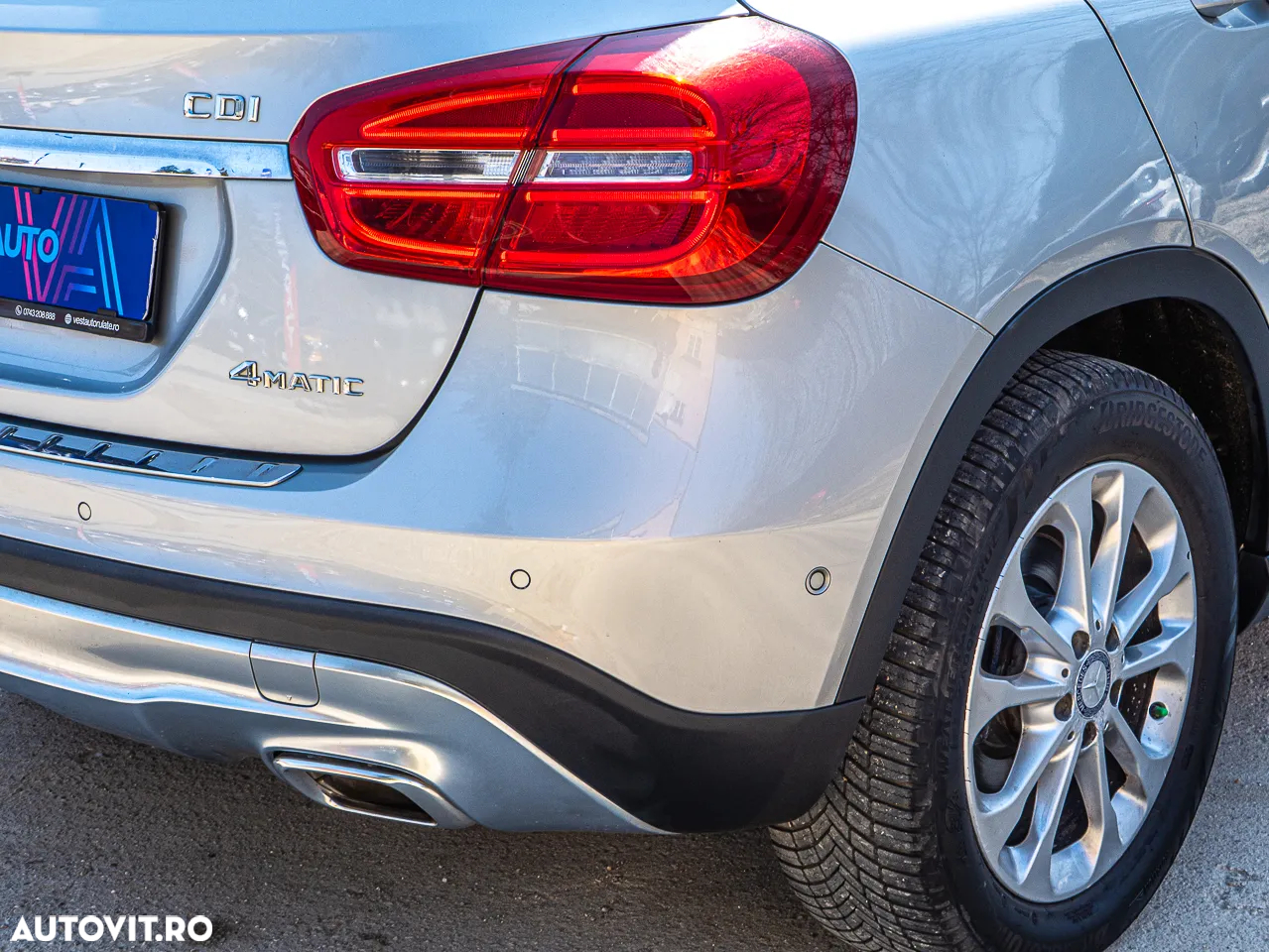 Mercedes-Benz GLA 220 CDI 4Matic 7G-DCT - 17