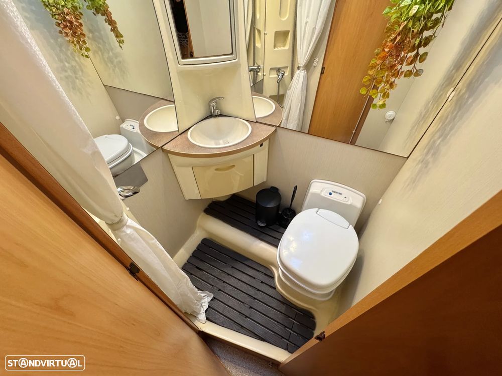 Ford Trigano Challenger Genesis 33 6 lugares - 6