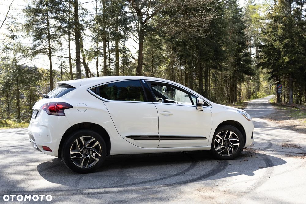 Citroën DS4 1.6 HDi SoChic - 1