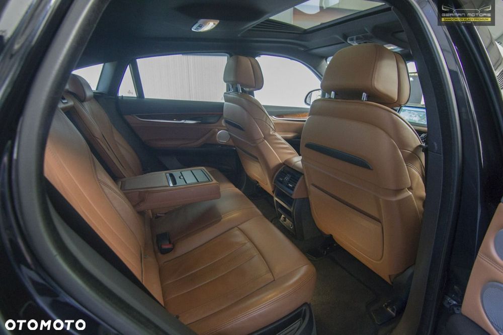 BMW X6 xDriveM50d - 27