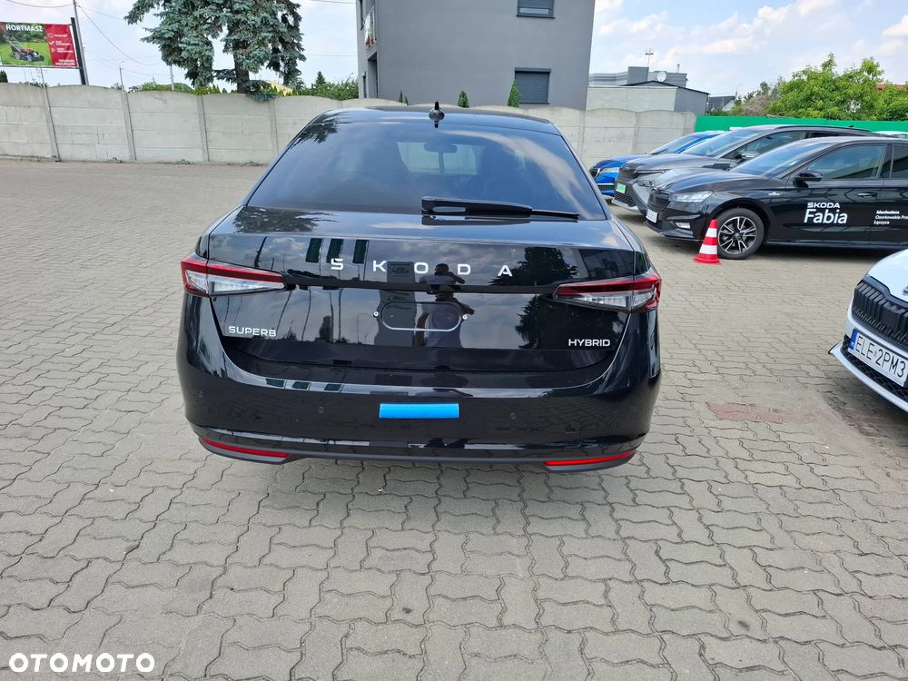 Skoda Superb 1.5 TSI mHEV Essence DSG - 9