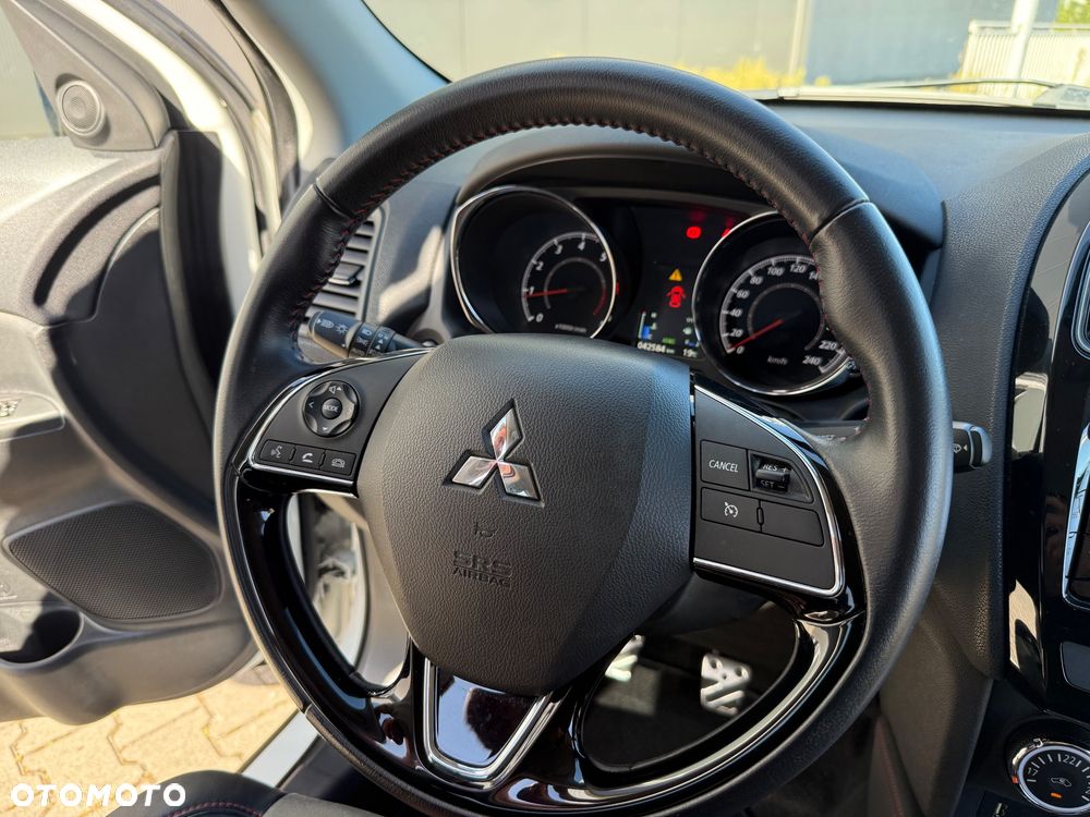 Mitsubishi ASX - 25