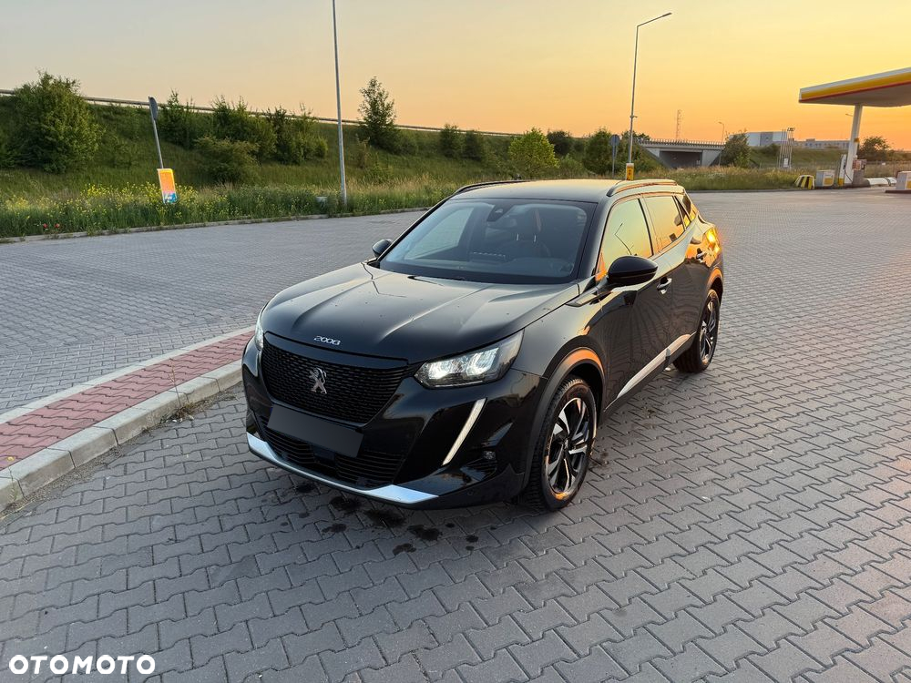 Peugeot 2008 1.5 BlueHDi Allure S&S EAT8 - 3