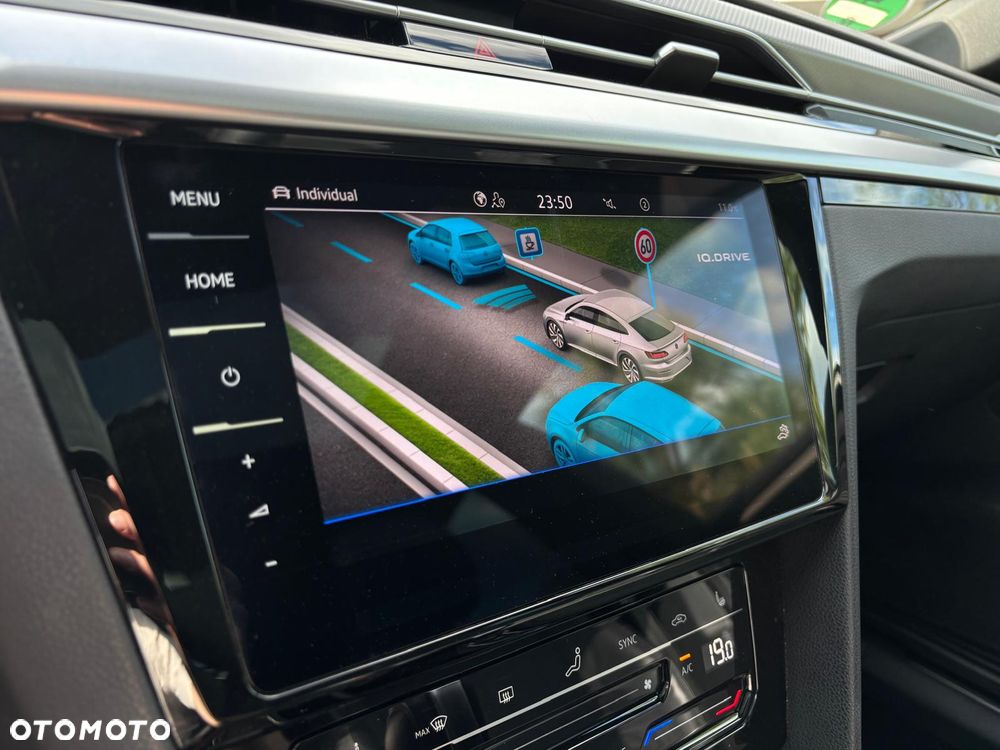 Volkswagen Arteon 2.0 TDI SCR 4Motion DSG R-Line Edition - 34