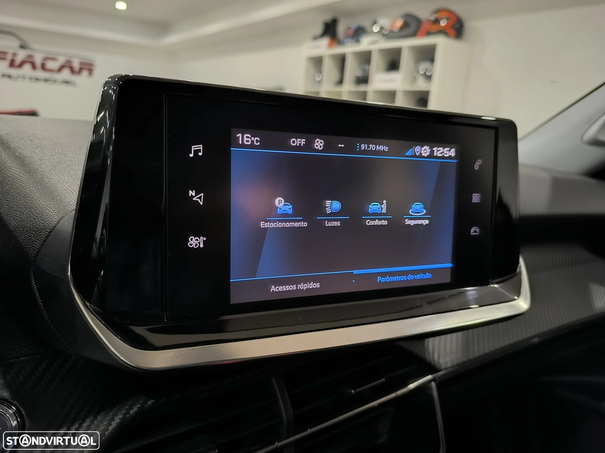 Peugeot 2008 1.2 PureTech Allure - 51