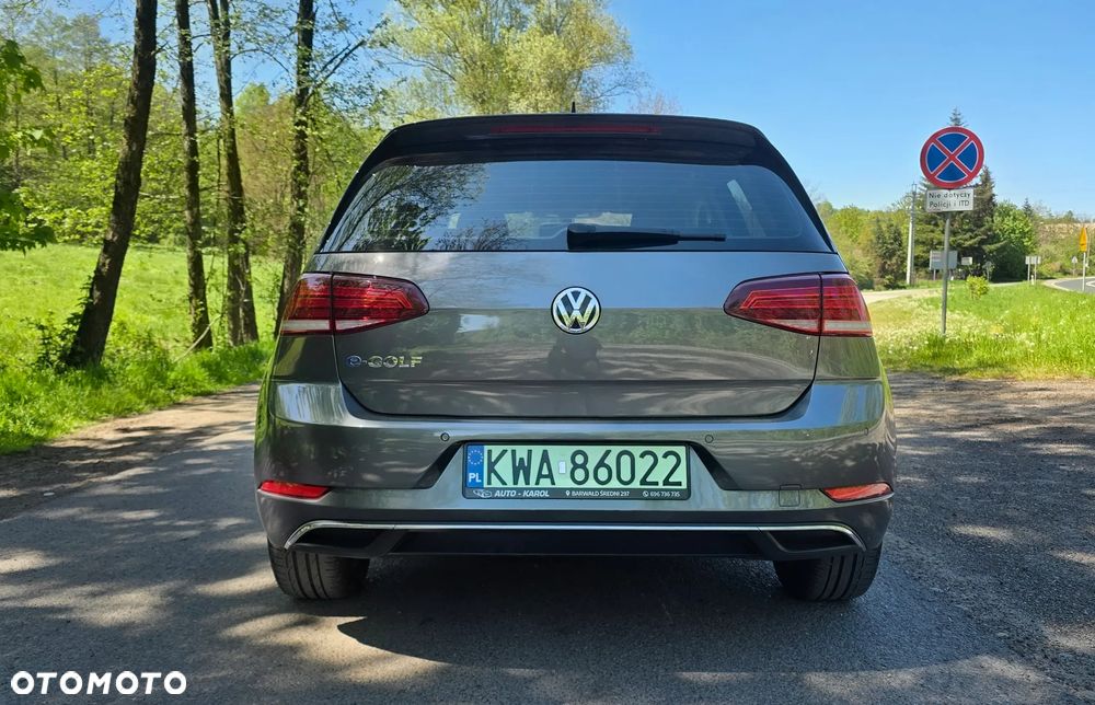 Volkswagen Golf - 3