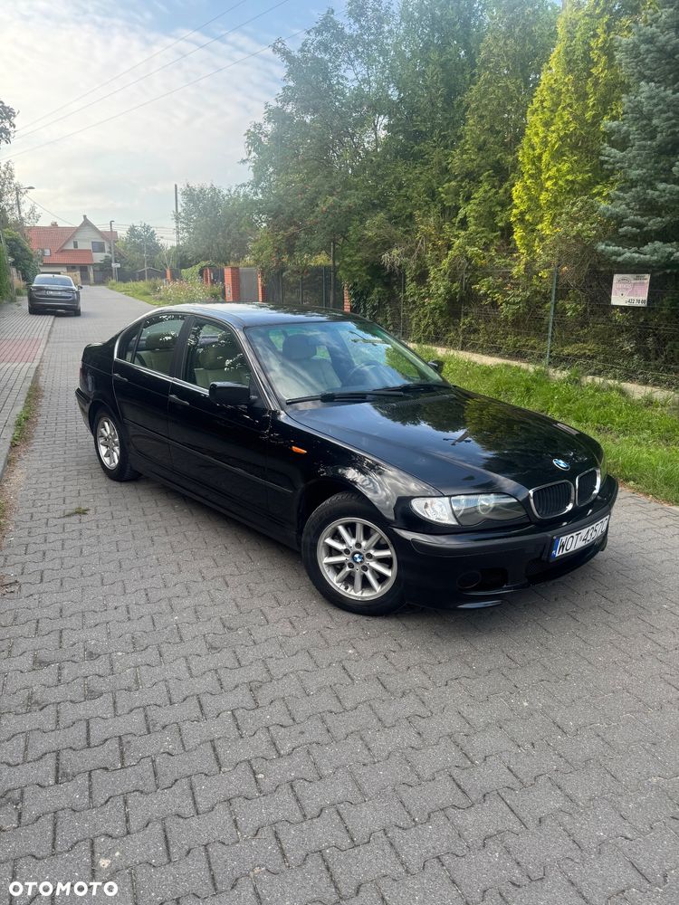 BMW Seria 3 318i - 1