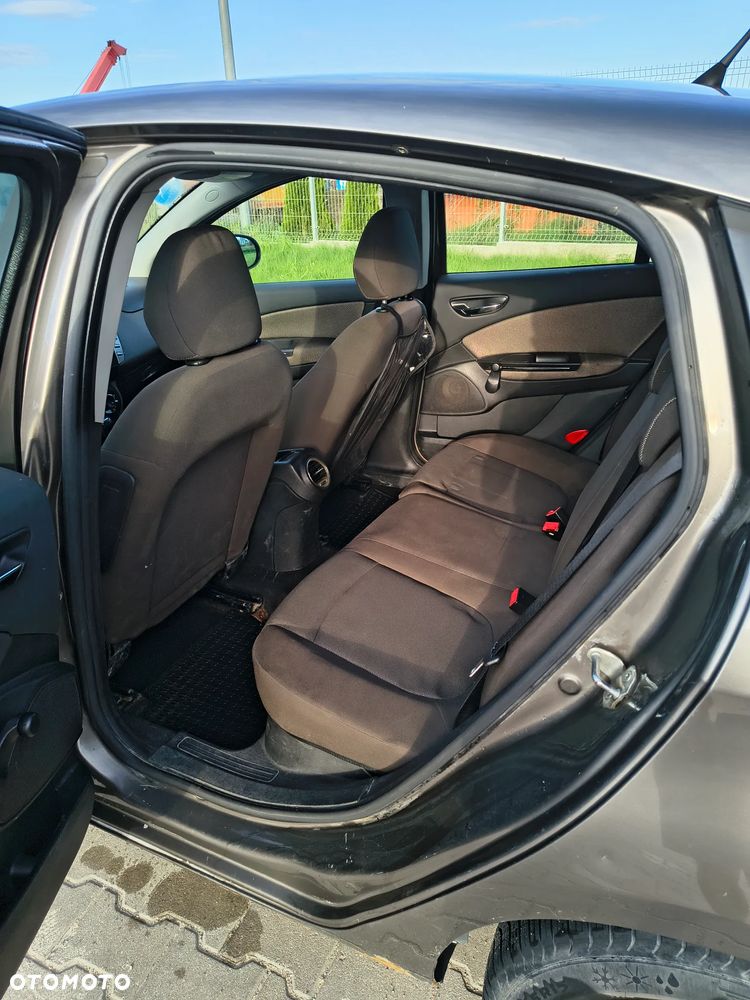 Fiat Bravo 1.4 16V Active - 17