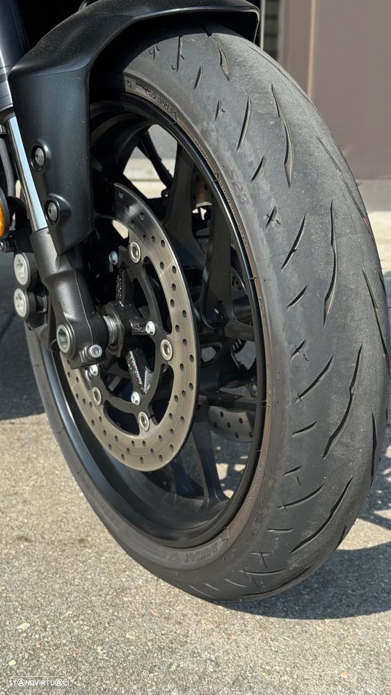 Yamaha MT-09 Y-AMT - 8