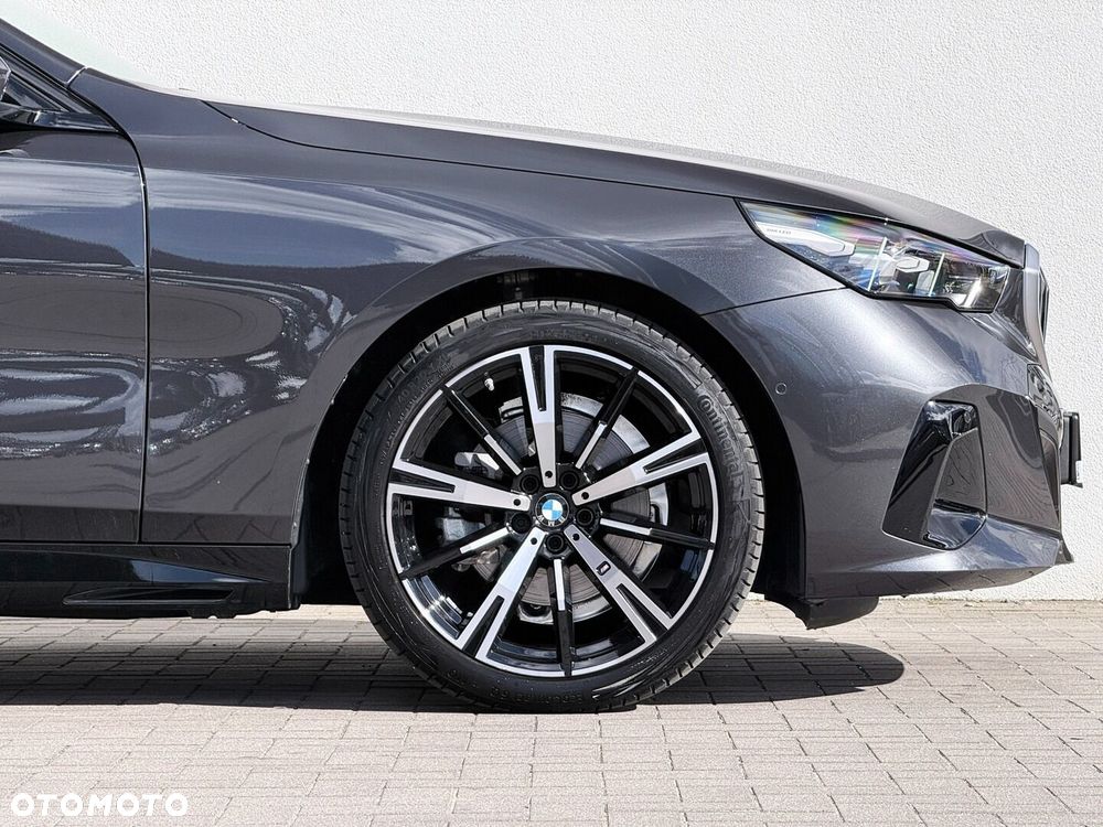 BMW Seria 5 - 12