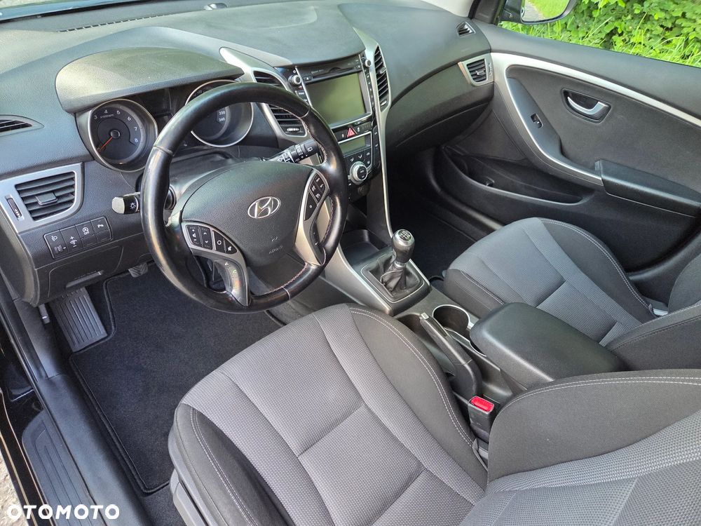 Hyundai i30 - 19