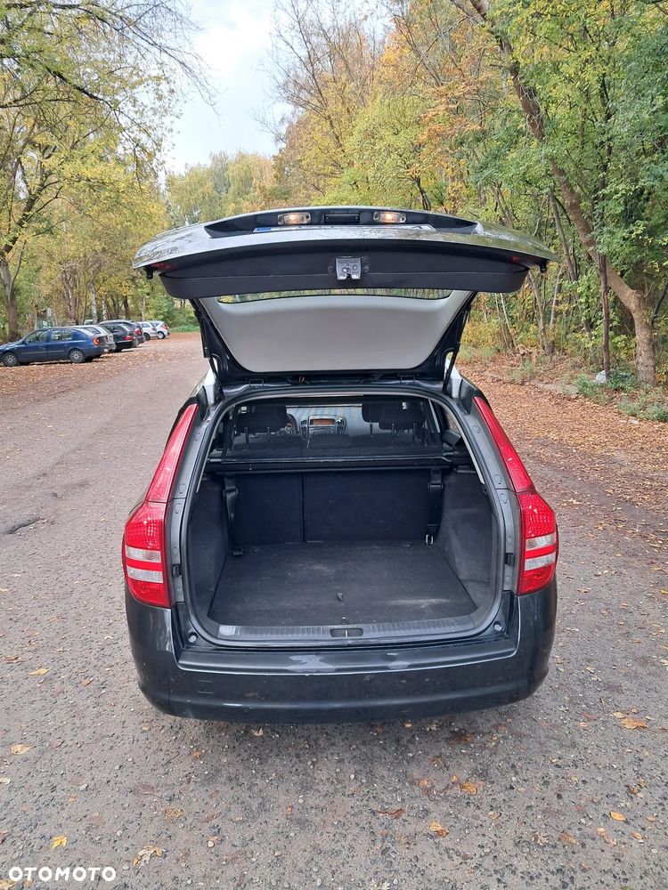 Kia Ceed - 5