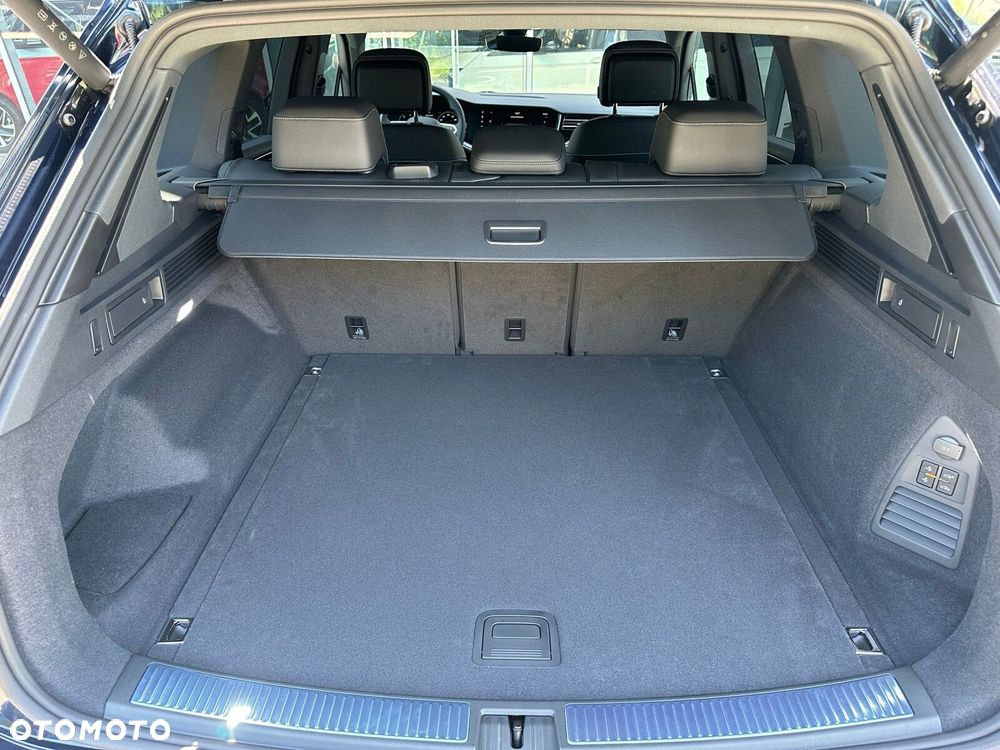 Volkswagen Touareg 3.0 V6 TDI 4Motion R-Line Final Edition - 28