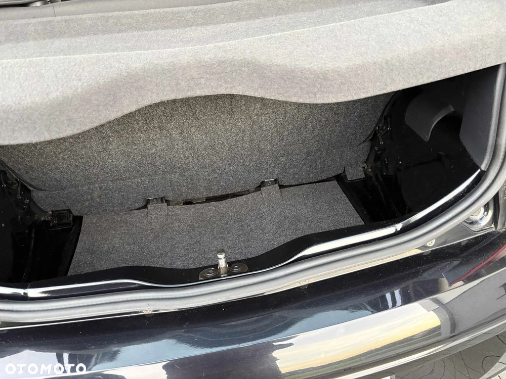 Volkswagen up! - 10